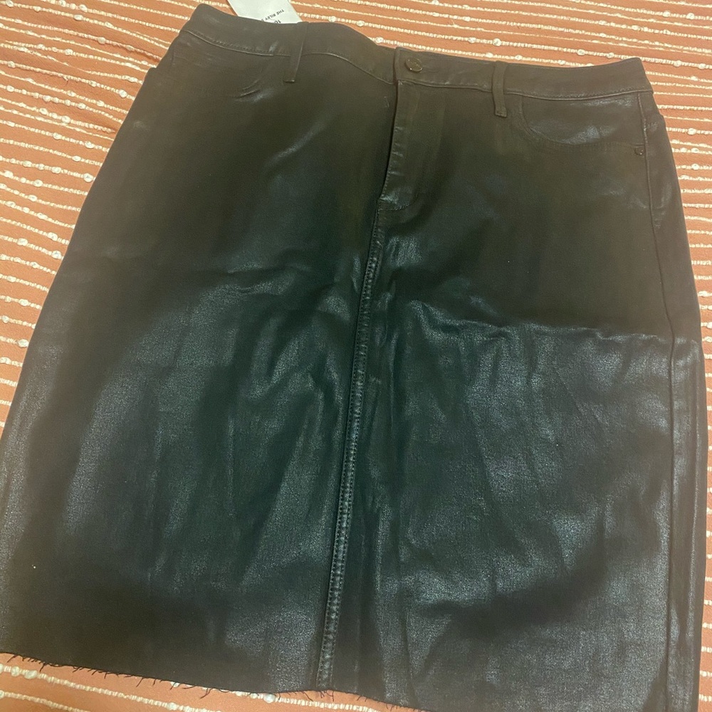 Black skirt